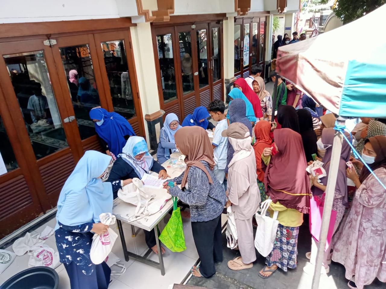 Berbagi Beras